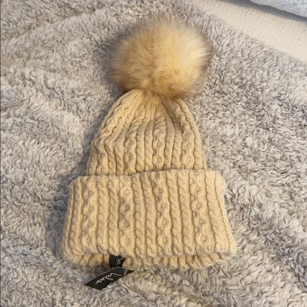 Snow hat